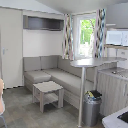 Du Mouchet 3* La Chapelle-Viviers