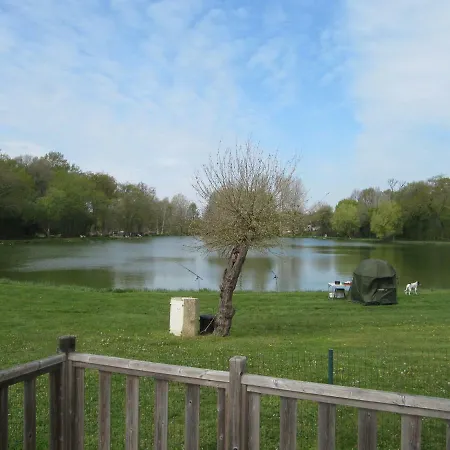 Du Mouchet Camping 3*